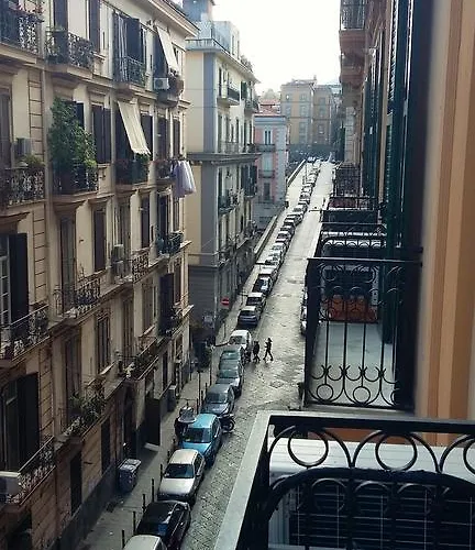 Penzion Fourooms Museo Filangieri By Dimorra