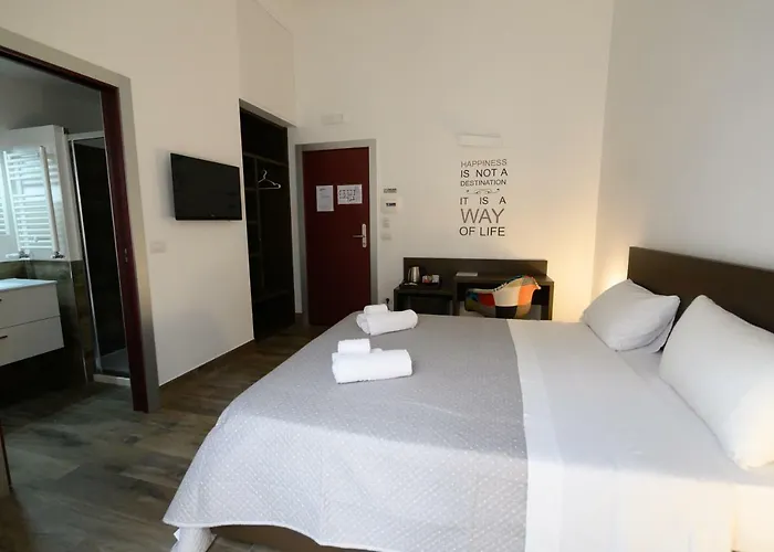 Fourooms Museo Filangieri By Dimorra Penzion